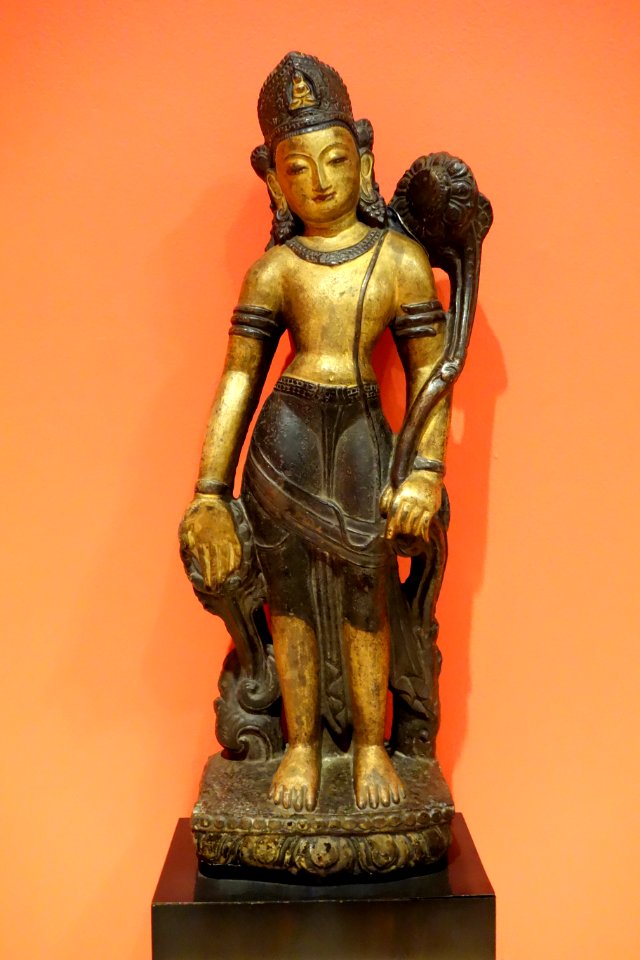 Padmapani, Nepal, 11th century, cold gold painted stone - Berkeley Art Museum and Pacific Film Archive - DSC04123
