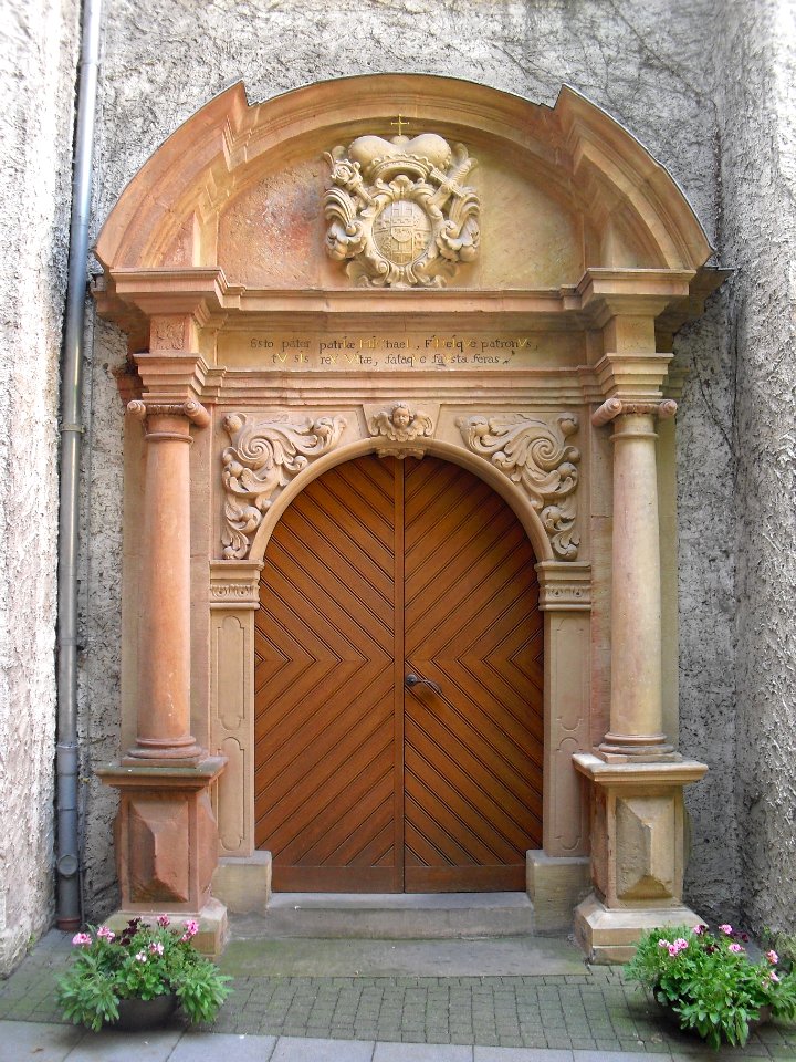 Paderborn-Portal Michaelskirche