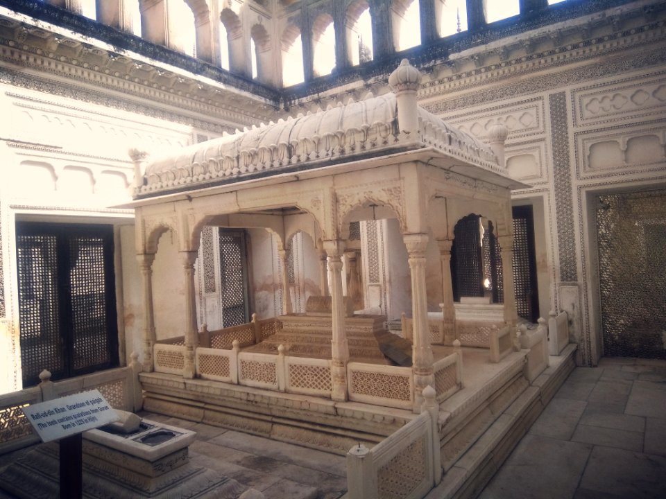 Paigah Tombs 2