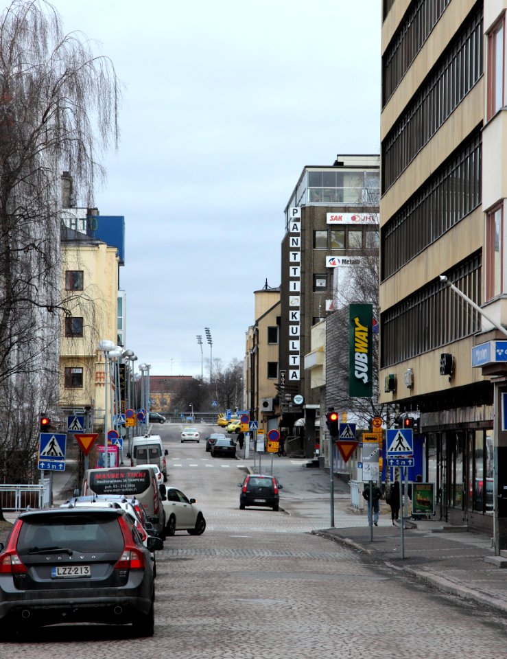 Pakkahuoneenkatu Oulu 20140418 02