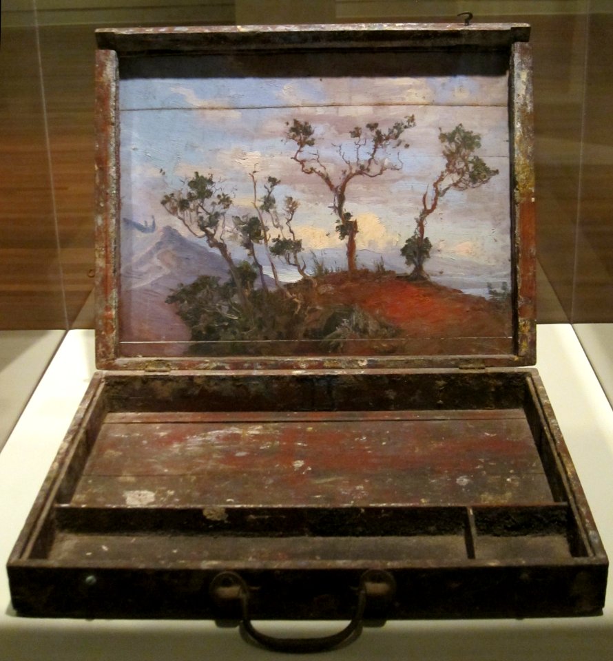 Paint box belonging to David Howard Hitchcock, HMA