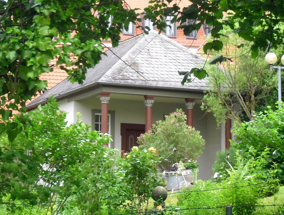 Paderborn-Gartenhaus-Am Ikenberg 2