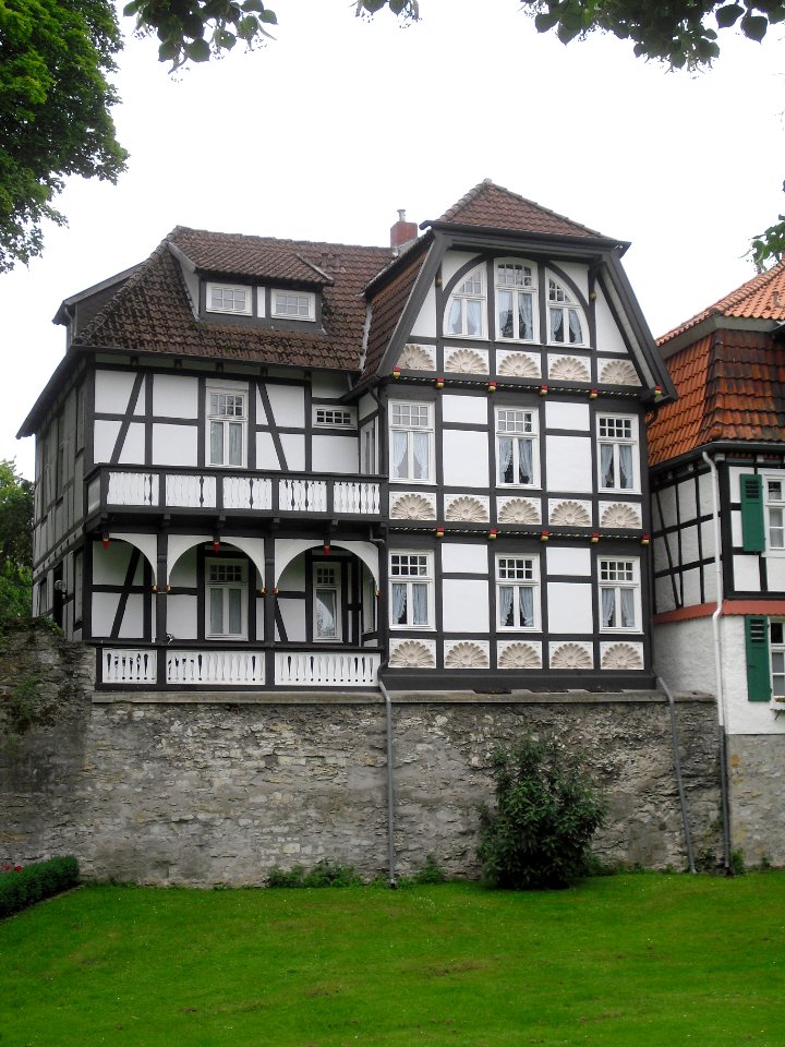 Paderborn-Busdorfmauer 34