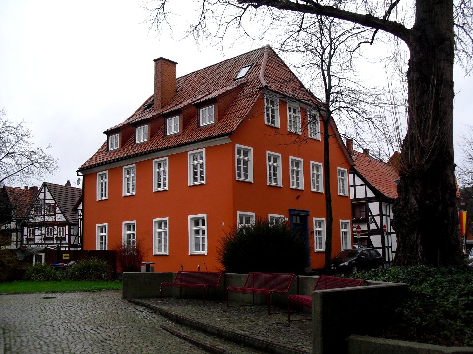 Paderborn-Hathumarstrasse 1
