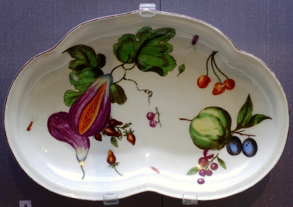Pair of dishes with fruits and vegetables, 1 of 2, Chelsea porcelain, c. 1760, soft-paste porcelain - California Palace of the Legion of Honor - San Francisco, CA - DSC02966