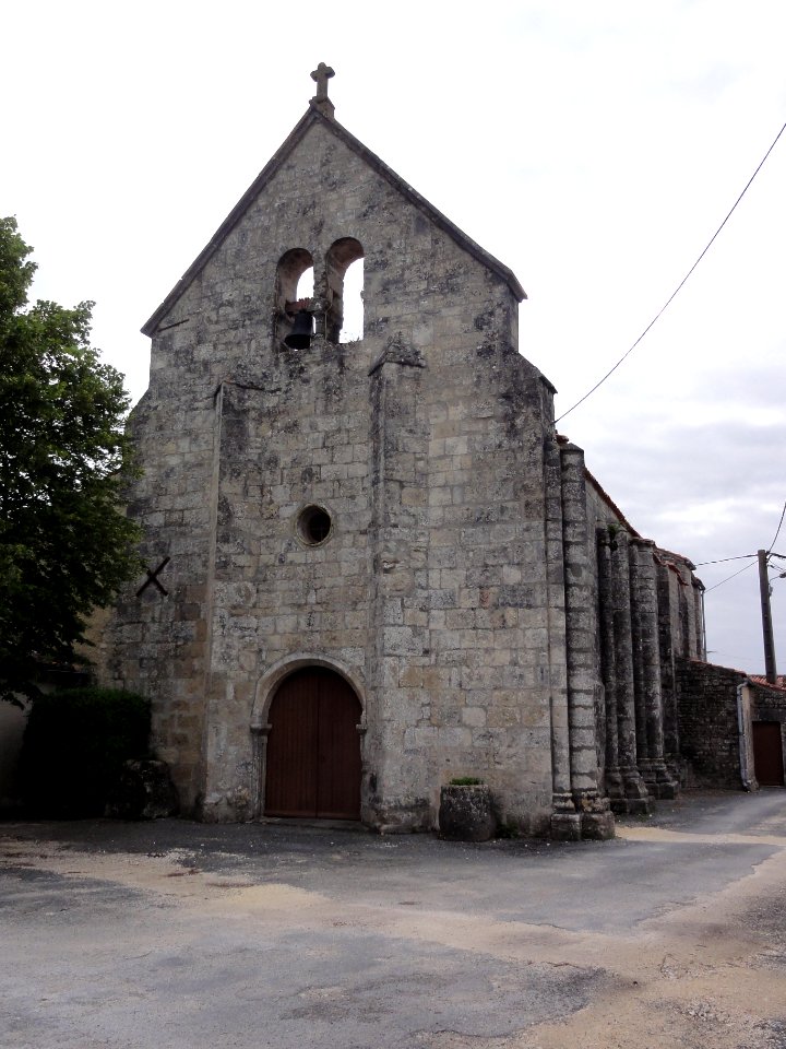 Paillé (Charente-Maritime) Église Saint-Georges, façade