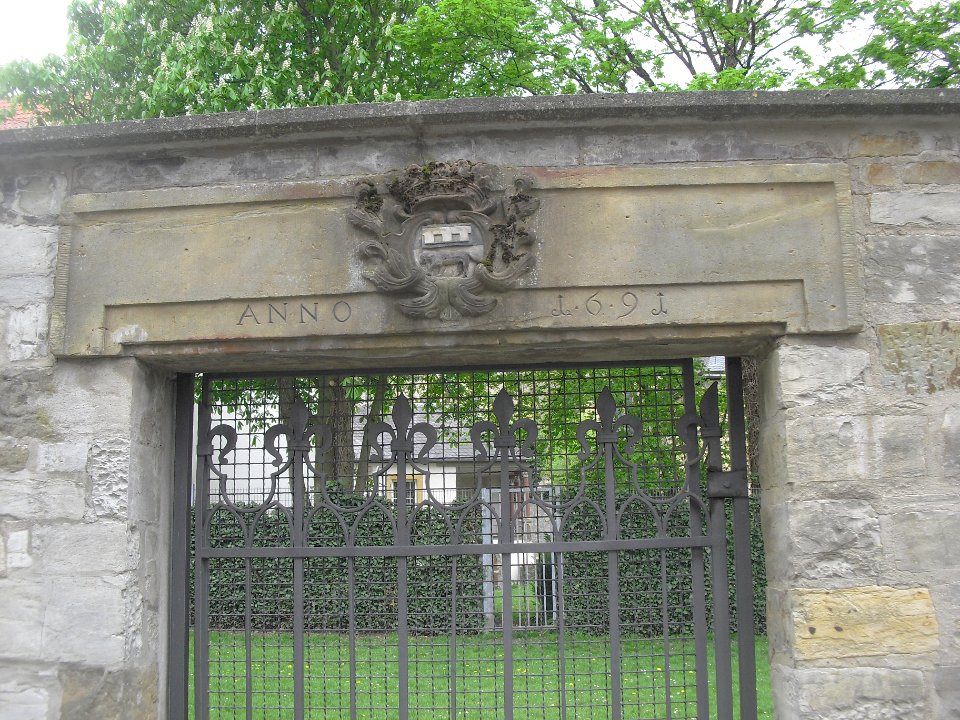 Paderborn-Sturzstein-Kleiner Domplatz