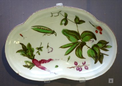 Pair of dishes with fruits and vegetables (2 of 2), Chelsea, c. 1760, soft-paste porcelain - California Palace of the Legion of Honor - DSC07615