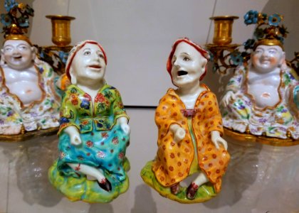 Pair of exotic figures, Mennecy manufactory, France, c. 1740, soft-paste porcelain, enamels - Museum of Fine Arts, Boston - 20180922 145712