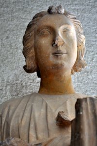Palais du Tau Statues originales 17062011 07