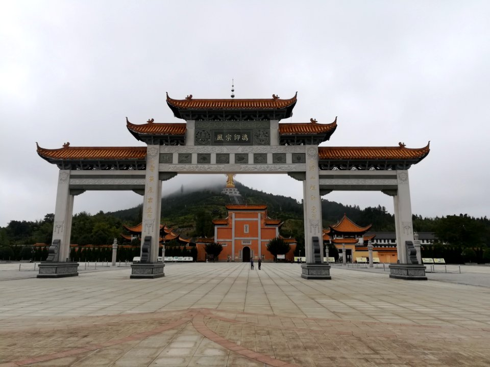 Paifang in Miyin Temple, picture5