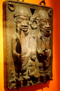 Palace plaque with Three Men, Benin City, Nigeria, 1800s AD, No. 1907.44.0390 - Etnografiska museet - Stockholm, Sweden - DSC01017