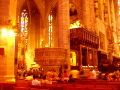 Palma de Mallorca Catedral La Seu Innen Große Kanzel