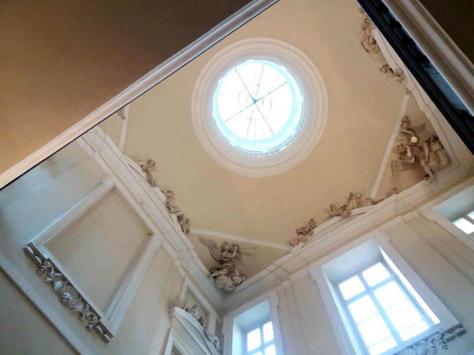 Palais Saint-Pierre - Escalier Thomas Blanchet, plafond 2