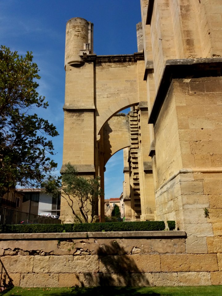 Palais des Archevêques de Narbonne - Cour Saint-Eutrope - Arcades extérieures