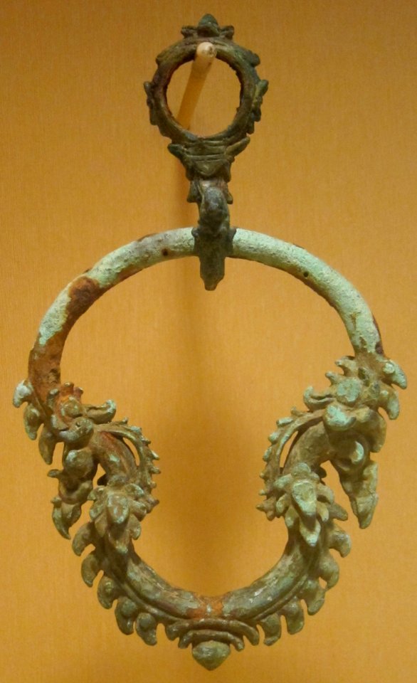 Palanquin fitting from Cambodia, Bayon style, 12th century, bronze, HAA