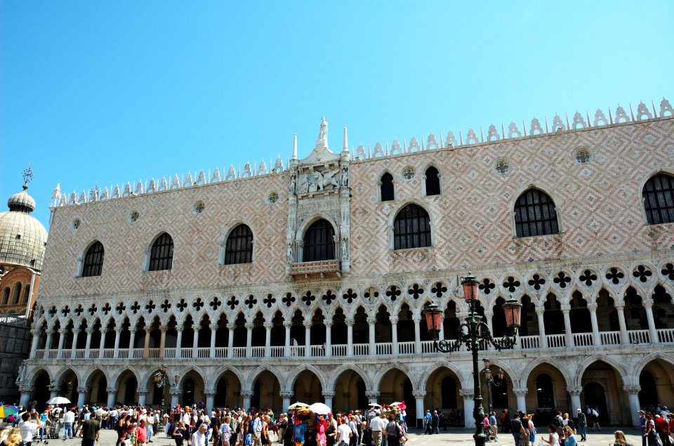 Palazzo-Ducale-Venice-20050524-033