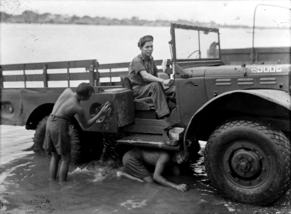 Palembang KNIL-korporaal Karel v.d. Broeke van de Militaire Politie te Palemban, Bestanddeelnr 12463