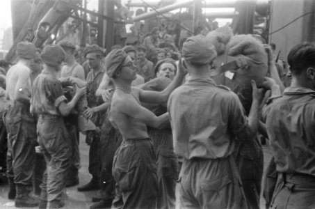 Palembang Op 30 dec. arriveerde te Palembang het ss. Sloterdijk, met aan boor, Bestanddeelnr 485-4-1