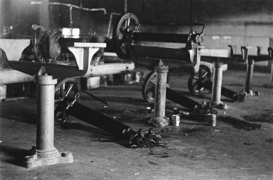 Palembang Machine van de rubberonderneming Tebenan op Zuid-Sumatra, door de T, Bestanddeelnr 339-3-6