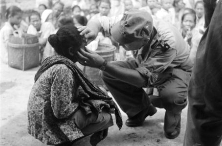 Palembang De vrijheid, door Djocja gepropageerd, bereikte het volk van Indonesi, Bestanddeelnr 337-3-3