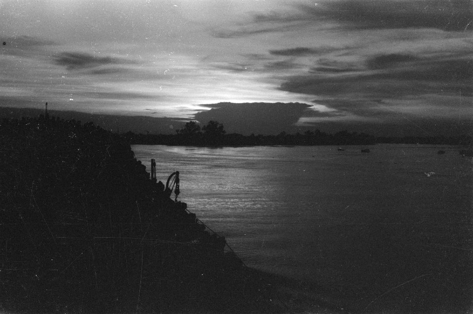 Palembang Op 30 dec. arriveerde te Palembang het ss. Sloterdijk, met aan boor, Bestanddeelnr 486-1-6