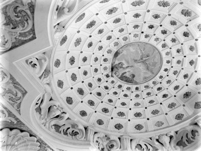 Paleis Wilanow Koepelvormige plafonddecoratie met cassetten, Bestanddeelnr 190-0608 photo