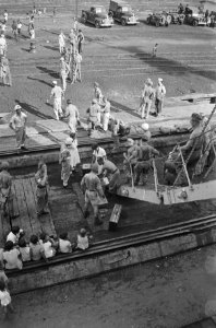 Palembang Voor het afhalen van 7 RS dat zijn Indische tijd erop heeft zitten en, Bestanddeelnr 1610-3-3