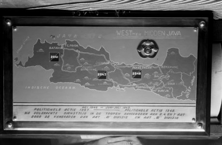 Plaquette met overzicht Politionele Acties West- en Midden Java door de AAT D e…, Bestanddeelnr 8743