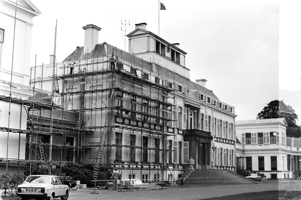Paleis Soestdijk in de steigers in verband met restauratiewerkzaamheden, Bestanddeelnr 929-9116
