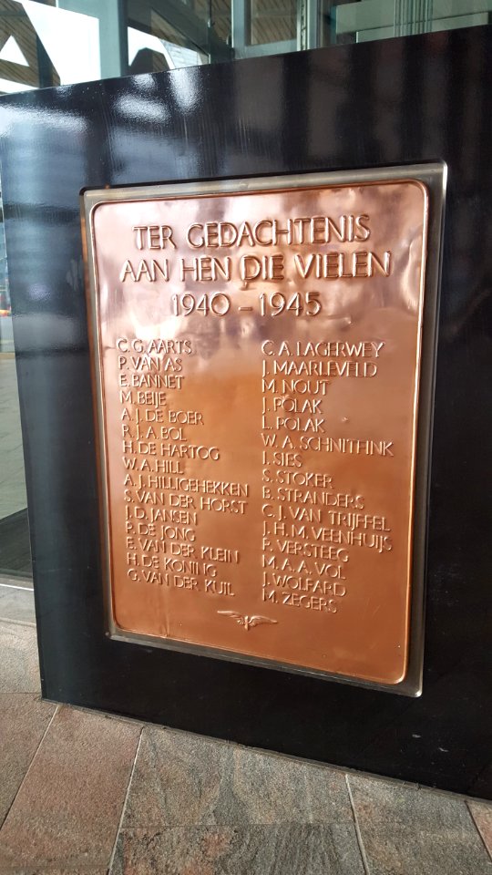 Plaquette in het NS-station van Rotterdam 2325 (1)
