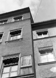 Plaquette aan het huis aan de Skt. Jacobsplatz in München waar Carl Spitzweg woo, Bestanddeelnr 190-1389