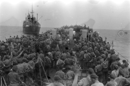 Palembang Op 30 dec. arriveerde te Palembang het ss. Sloterdijk, met aan boor, Bestanddeelnr 485-5-2