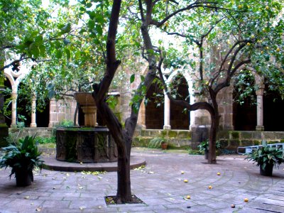 Plasencia - Catedral Vieja, claustro 02