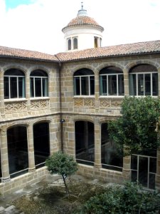 Plasencia - Claustro del Convento de San Vicente Ferrer (Parador de Turismo) 14