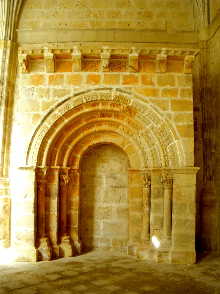 Palencia - Catedral 56 - claustro