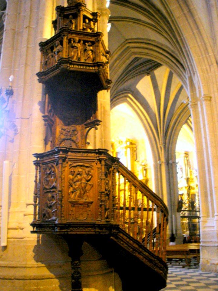 Palencia - Catedral 17 - Pulpito
