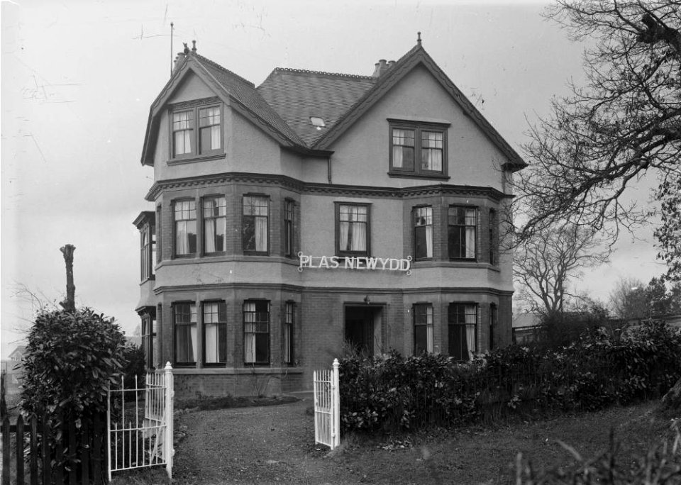 Plas Newydd house, Llanwrthwl (1293911)