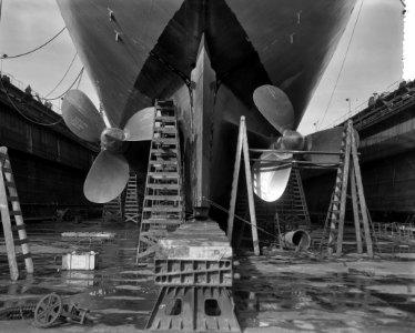 Plaatsen schroeven Ms Statendam bij Wilton Fijenoord, Bestanddeelnr 908-1174