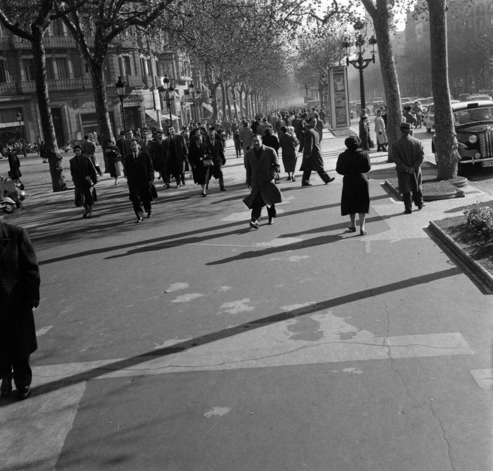 Plaatjes uit Barcelona La Rambla, Bestanddeelnr 908-2767