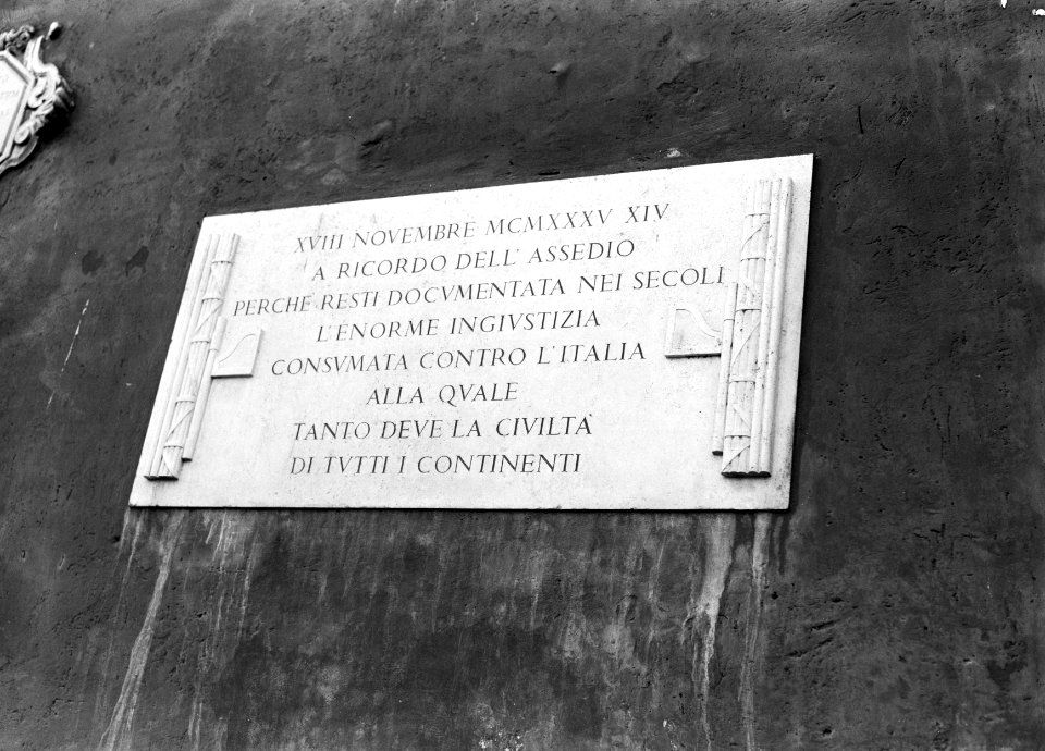 Plaquette met tekst op het Capitolijn in Rome, Bestanddeelnr 191-1214