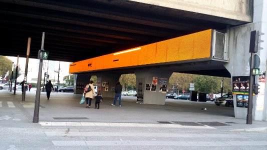Place de la Porte-de-Pantin (Paris) - 01