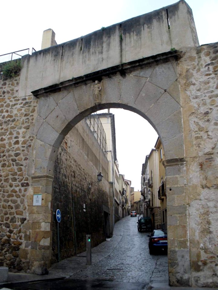 Plasencia - Puerta de Coria