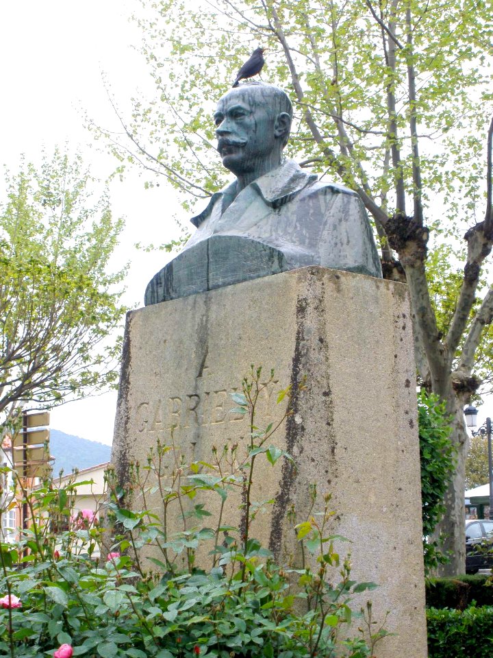 Plasencia - Monumento a José María Gabriel y Galán 1