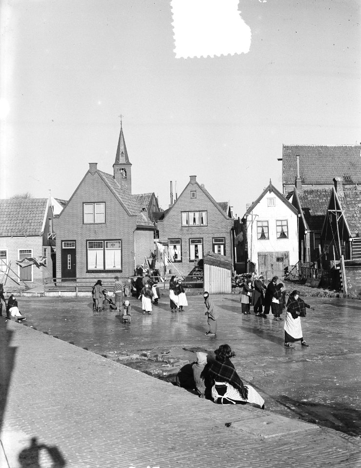 Plaatjes ijspret Volendam, Bestanddeelnr 906-2678