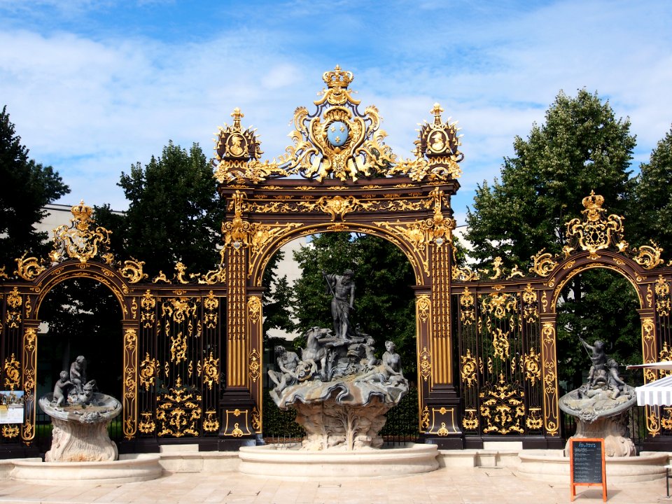 Place Stanislas, fountain, pic-003