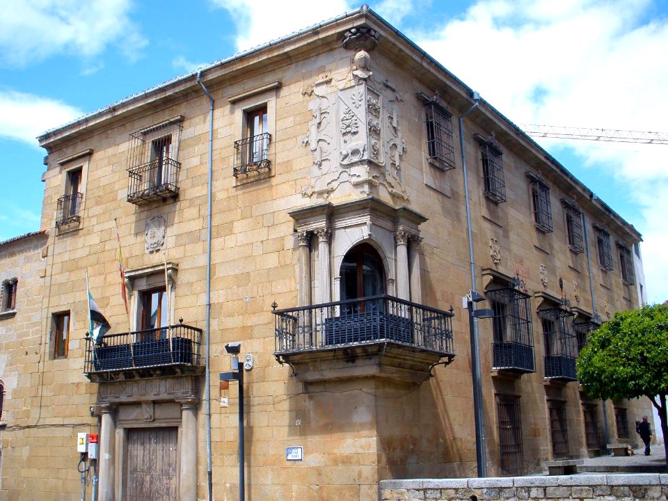 Plasencia - Casa del Dean o de los Paniagua Loaisa 1