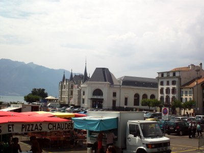 Place du Marche and the castle