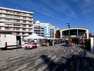 Place du marché de Neudorf (octobre 2013) 02
