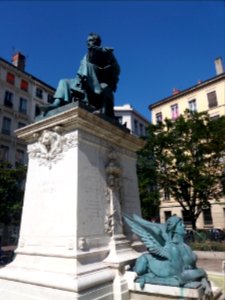 Place Ampère - Statue d'André-Marie Ampère - Face et côté gauche